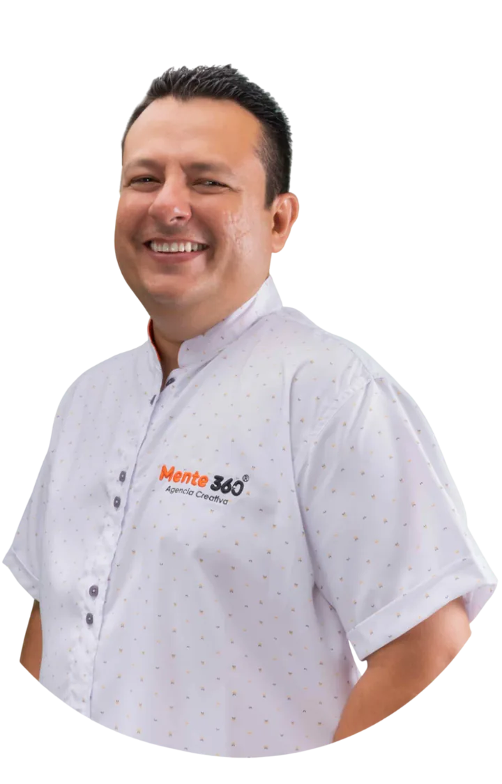 Director creativo de Mente 360